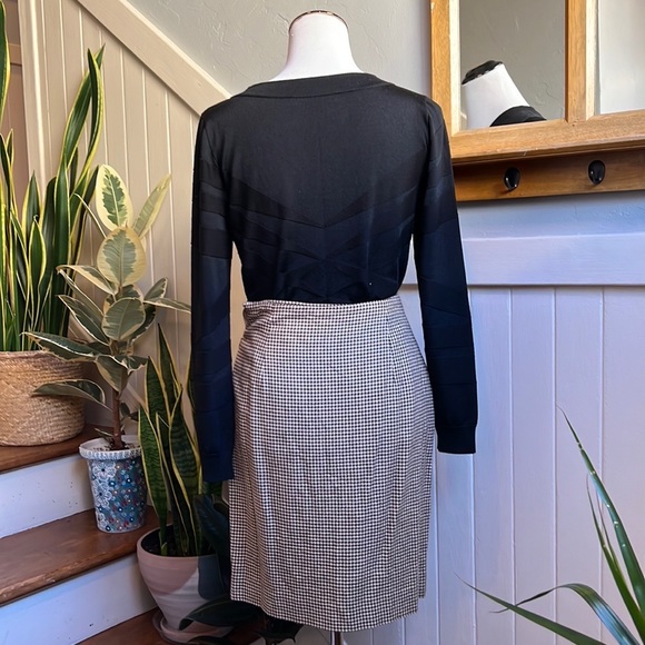 Ralph Lauren Collection Purple Label Cotton & Cashmere Blend Houndstooth Skirt - Picture 3 of 14